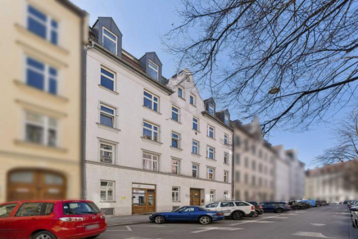 Straßenansicht