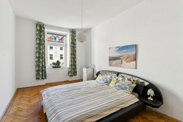 Beispiel Schlafzimmer (2) MFH