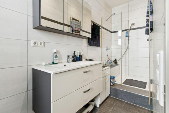 Beispiel Badezimmer (1) MFH