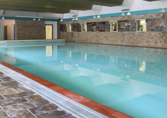 Schwimmbad