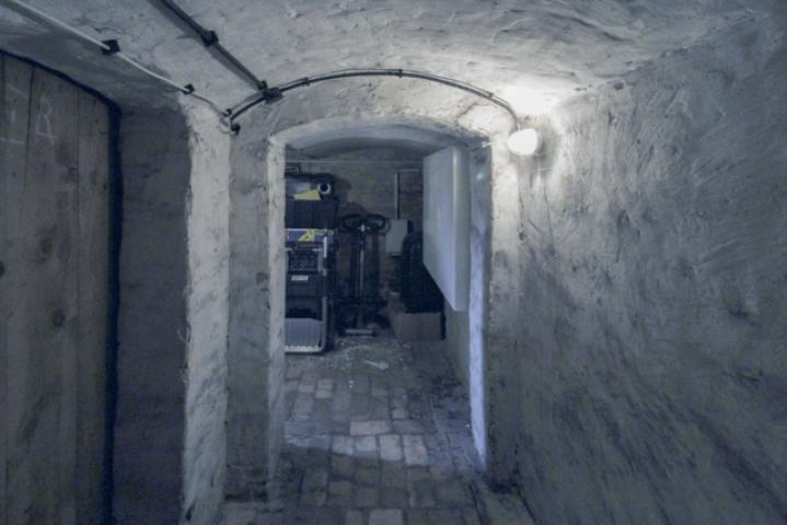 Keller