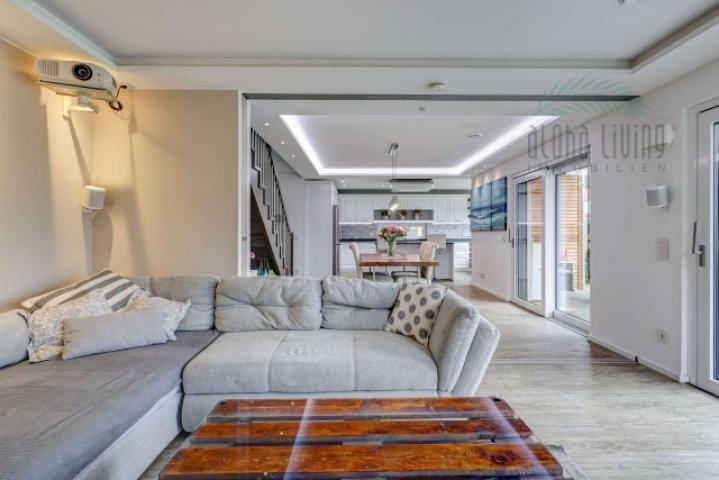 Living room (GF)  