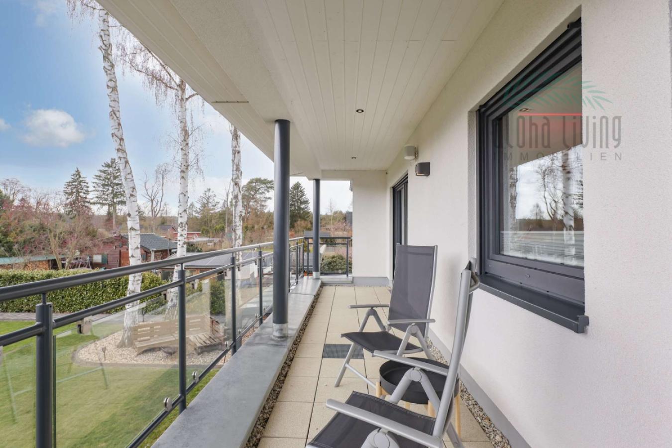 Balcony (UF)