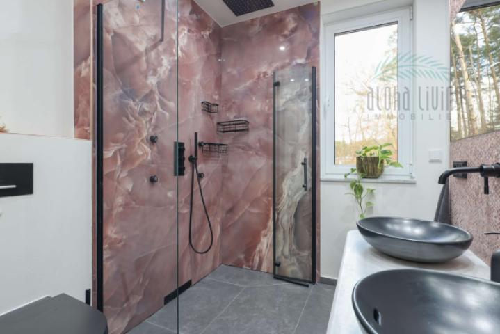 Badezimmer 3 (OG)