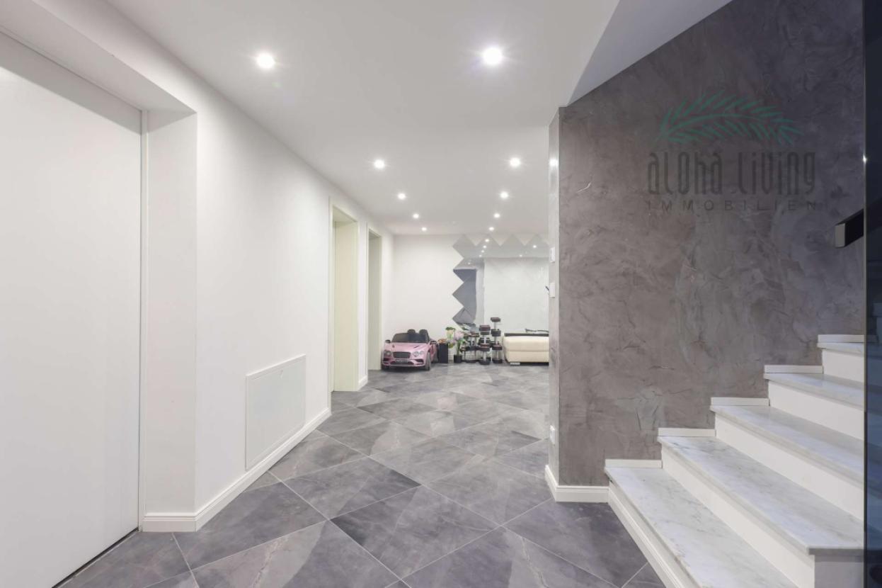 Fitnessraum/ Wohnzimmer (KG)