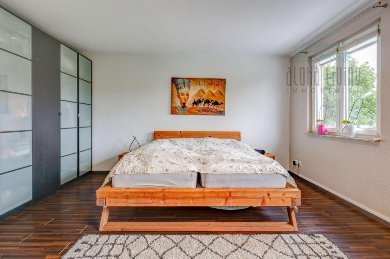 Schlafzimmer 1 (OG)