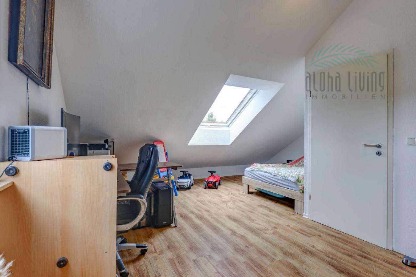 Schlafzimmer 3 (DG)