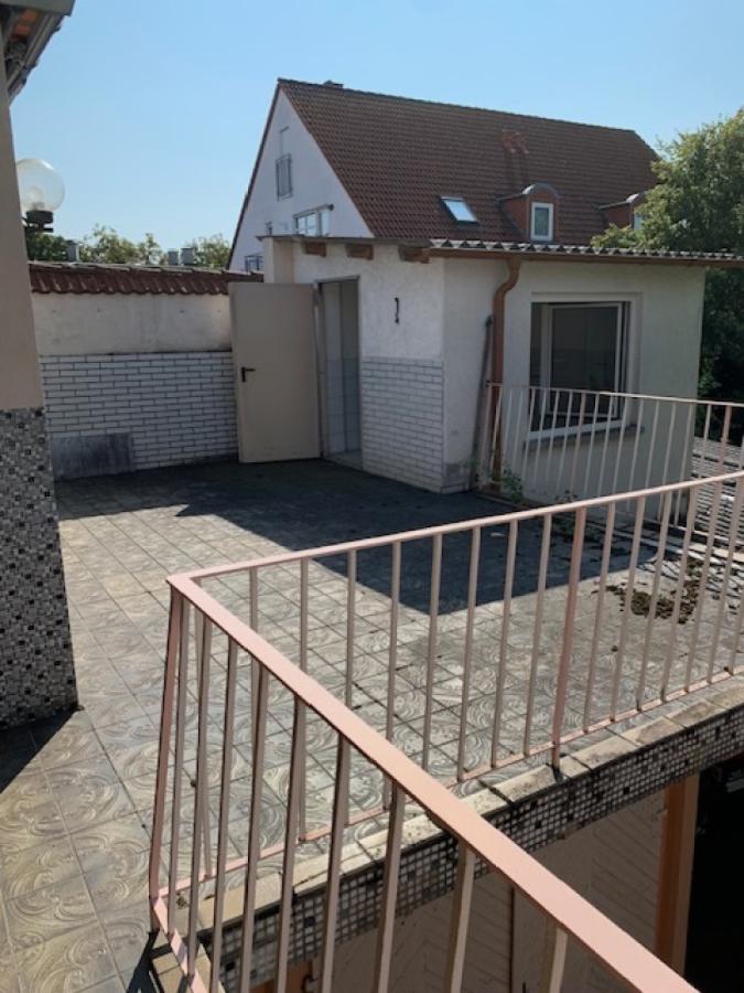 OG - Balkon m. Waschküche