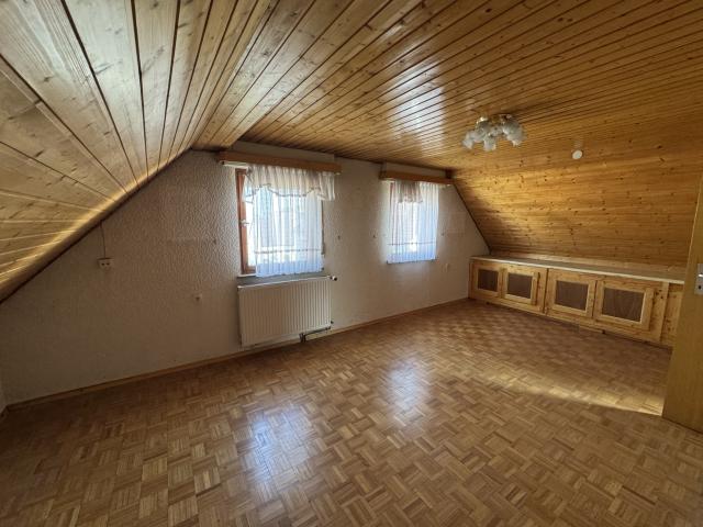 DG - ausgebaut Zimmer 1