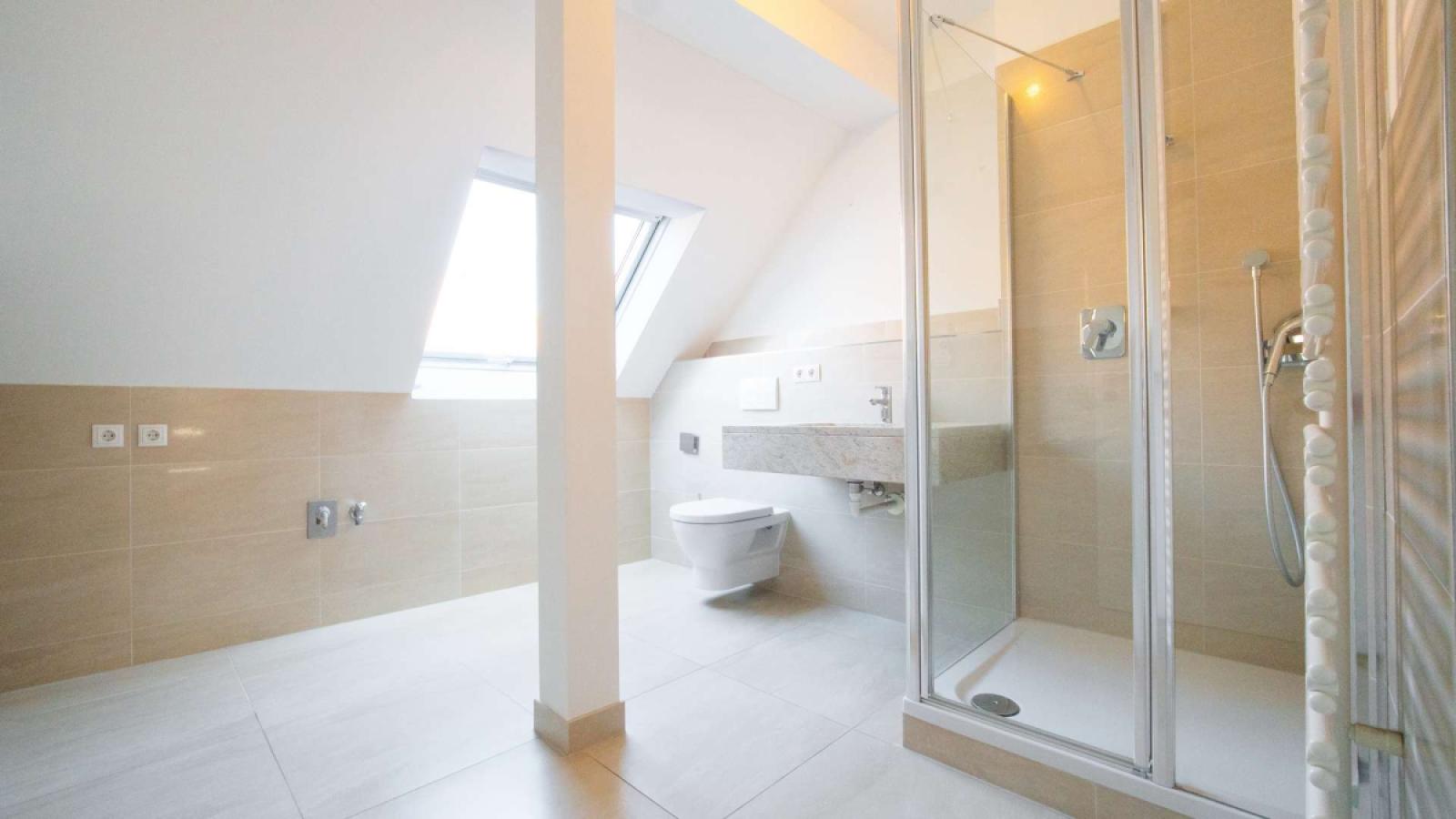 Badezimmer 2