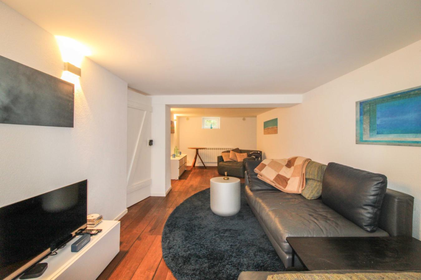 Wohnzimmer Bild 1