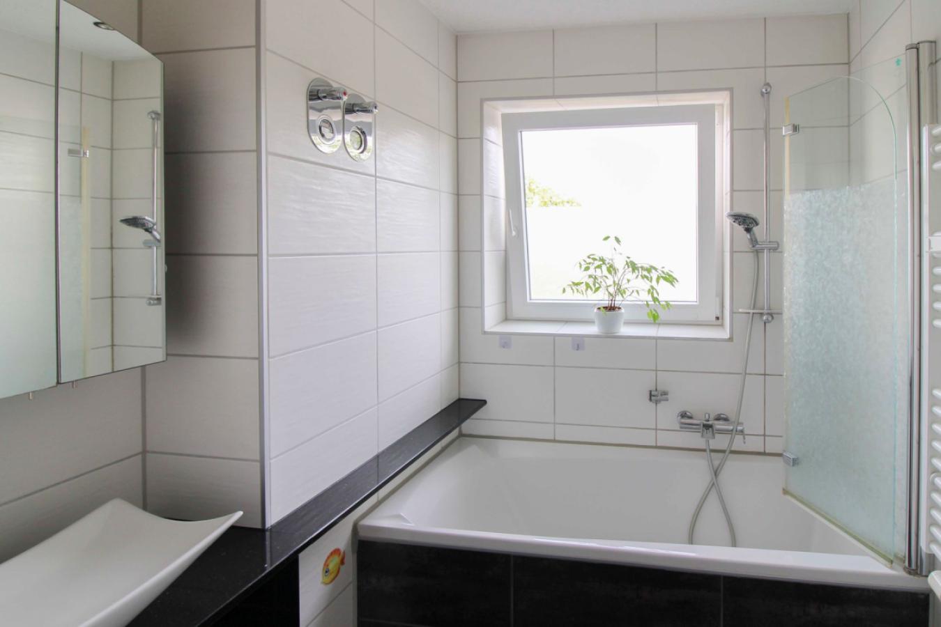 Badezimmer JPG