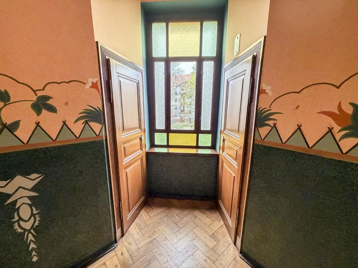 Abstellräume auf halber Treppe