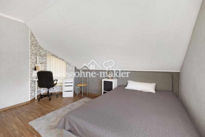 Schlafzimmer OG