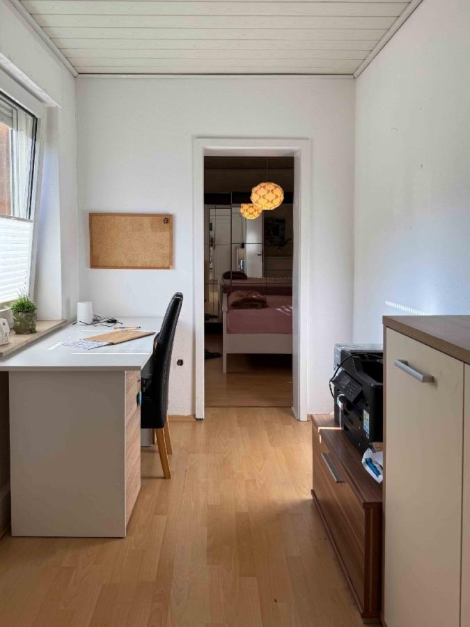 Durchgangszimmer/ Büro