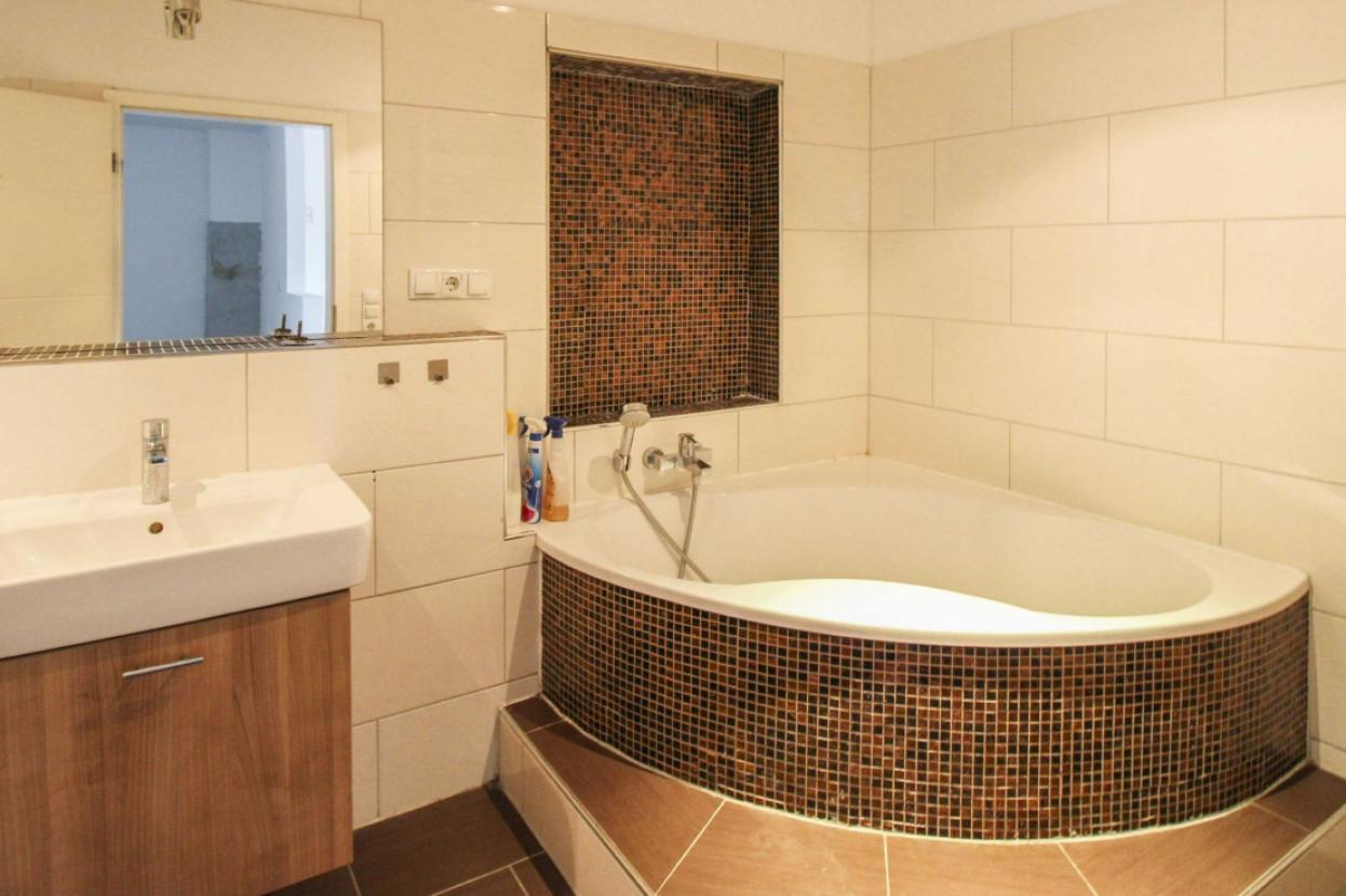 Badezimmer 1.OG