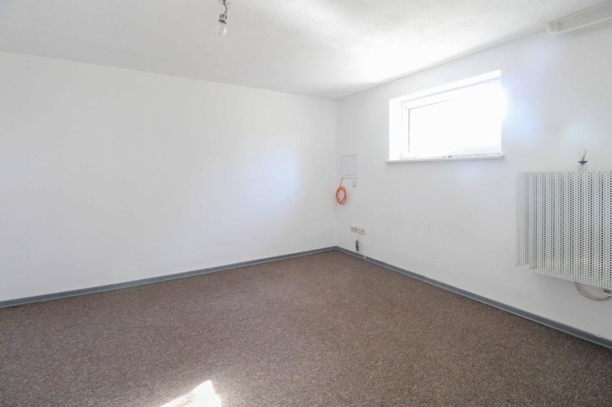 Büro UG