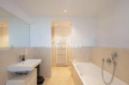 Badewanne, Dusche, WC