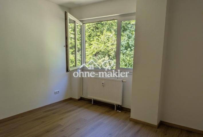 Schlafzimmer mit Waldblick.