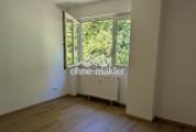 Schlafzimmer mit Waldblick.