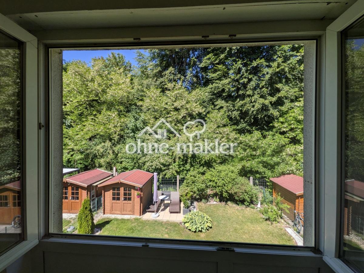 Schlafzimmer. - Waldblick.