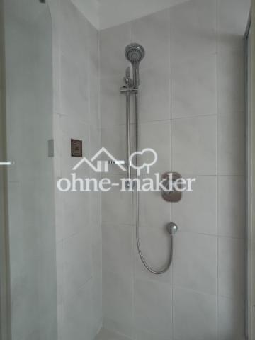 Dusche linksseitig