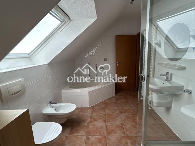 OGBad m.Badewanne,Bidet,Dusche