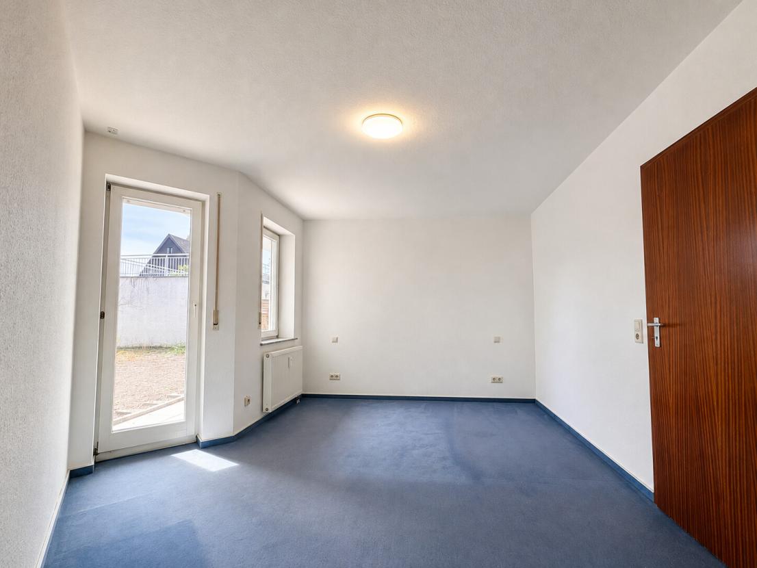 Schlafzimmer mit Terrassenzugang