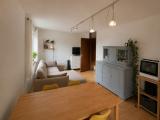  Wohnzimmer mit Essbereich