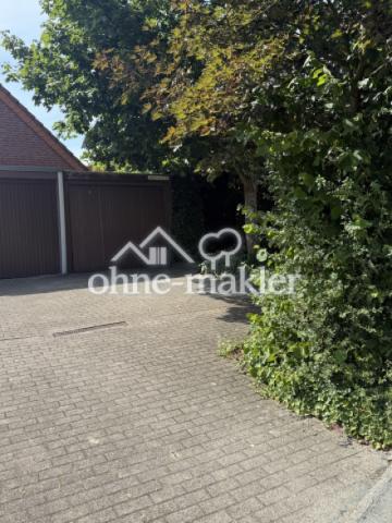 Garage und Stellplatz