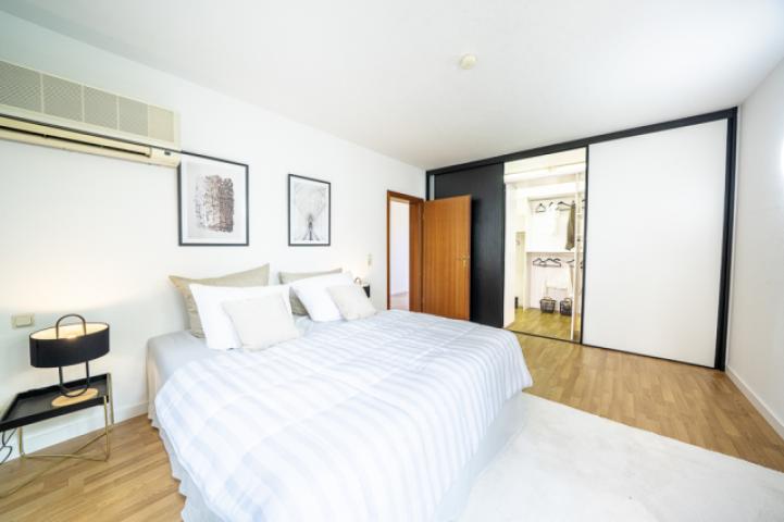 Schlafzimmer Ansicht 2