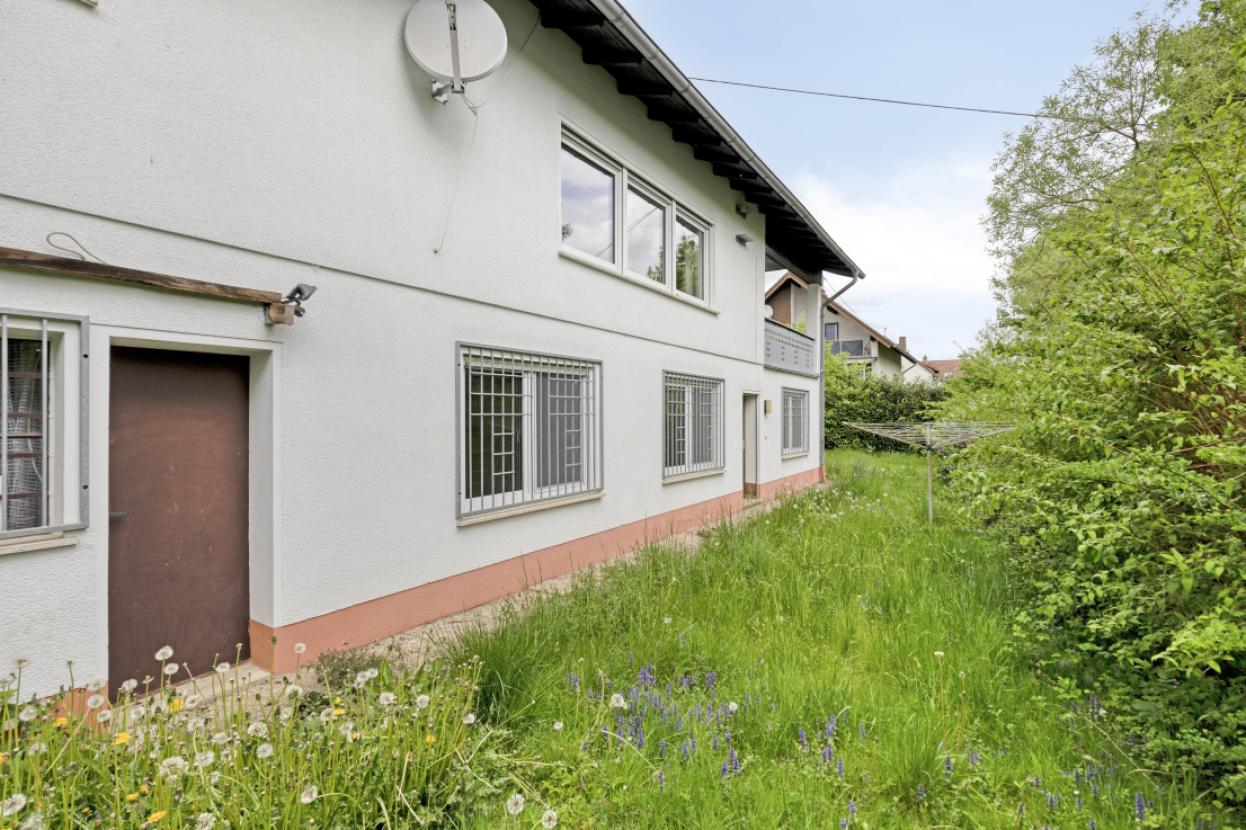Rückseite mit Garten