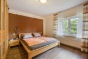 Schlafzimmer EG