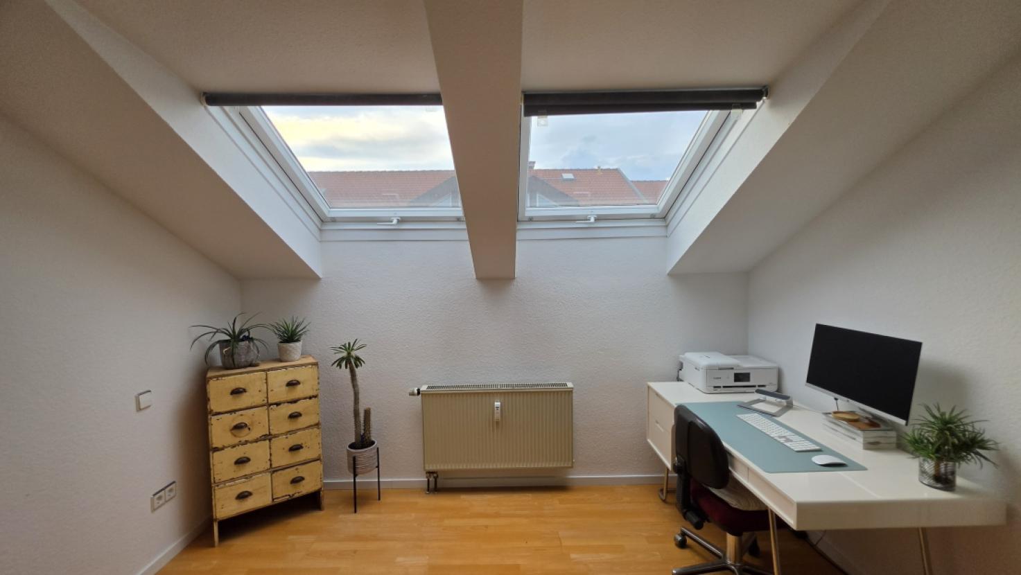 Schlafzimmer 2 mit Büro