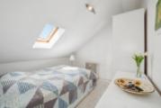 Schlafzimmer DG Rechts