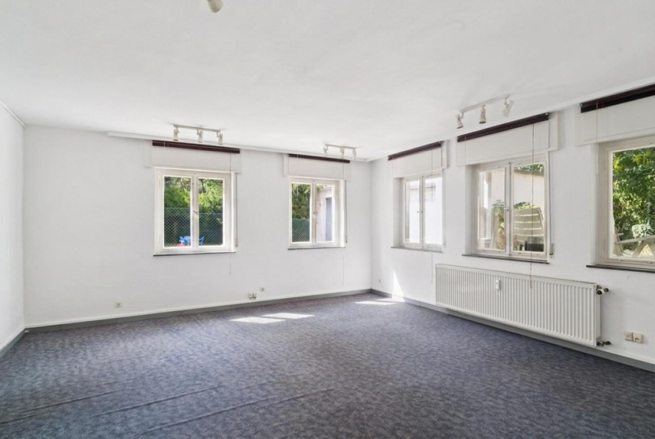 Bürozimmer 3 UG