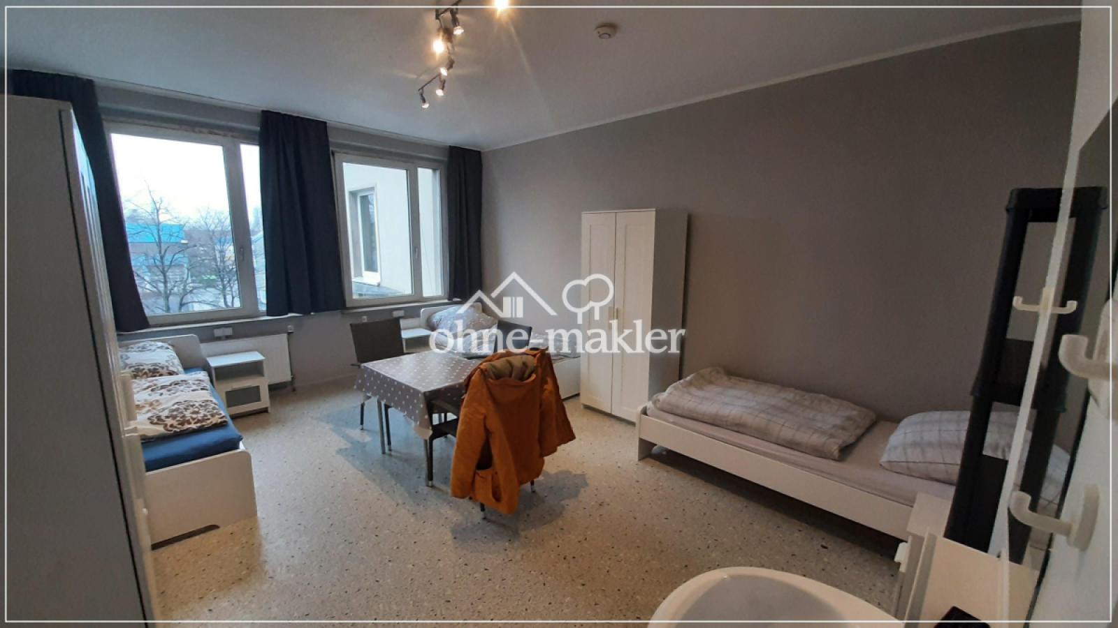 2.OG rechtes Straßenzimmer
