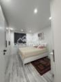 Schlafzimmer Eltern