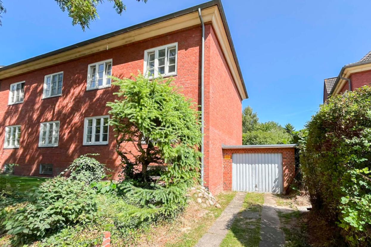 Moltkestr. mit Garage