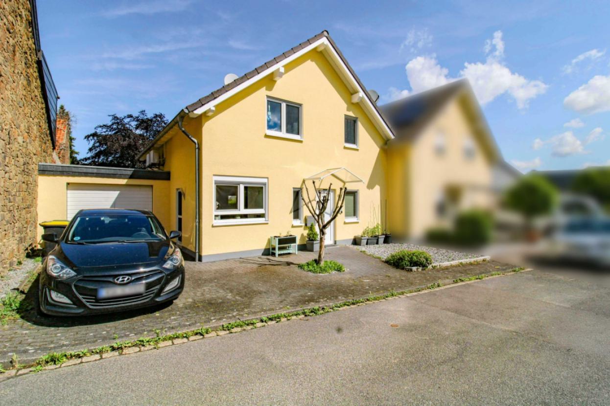 Straßenansicht
