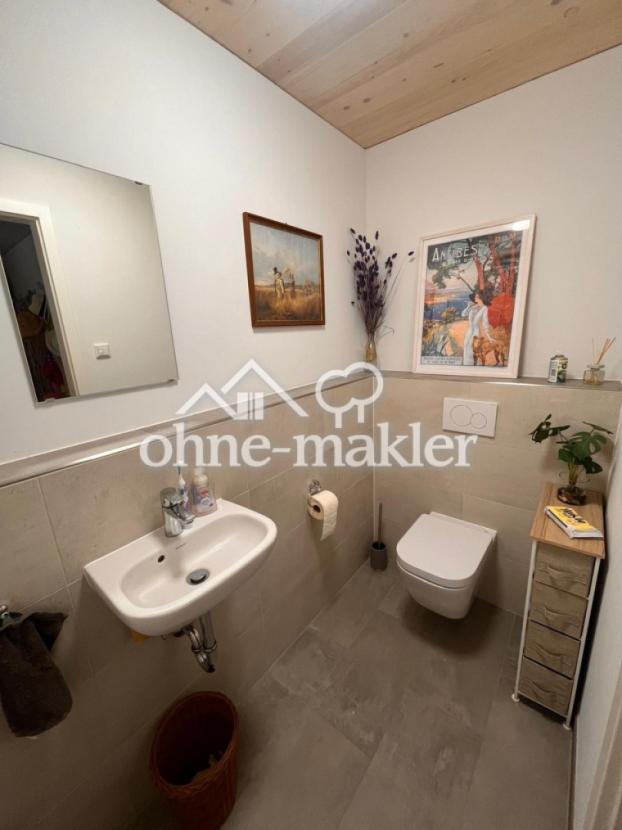 Gästetoilette EG