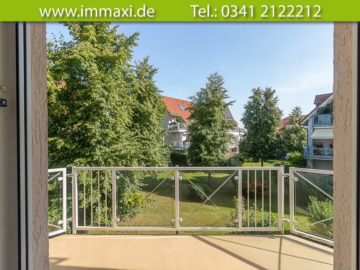 Ausblick-Balkon-2-Raum-Wohnung-im-1-Obergeschoss-am-Krähenfeld-8 - Kopie