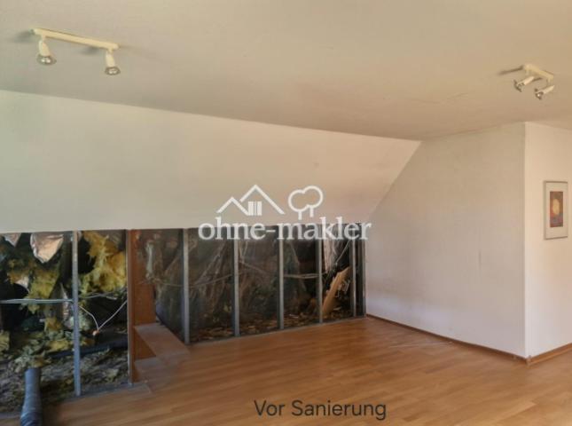 Wohnzimmer vor Sanierung