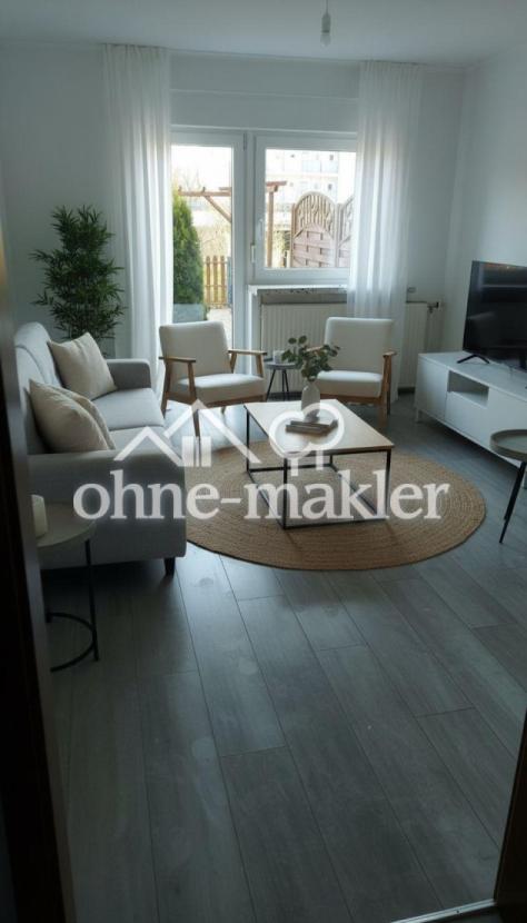 Wohnzimmer eingerichtet
