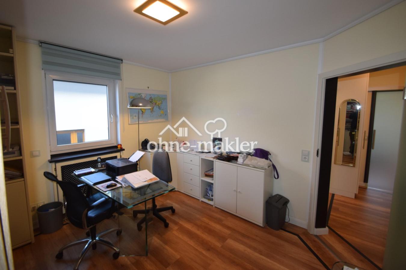 2.2 Büro_Schlafen 1