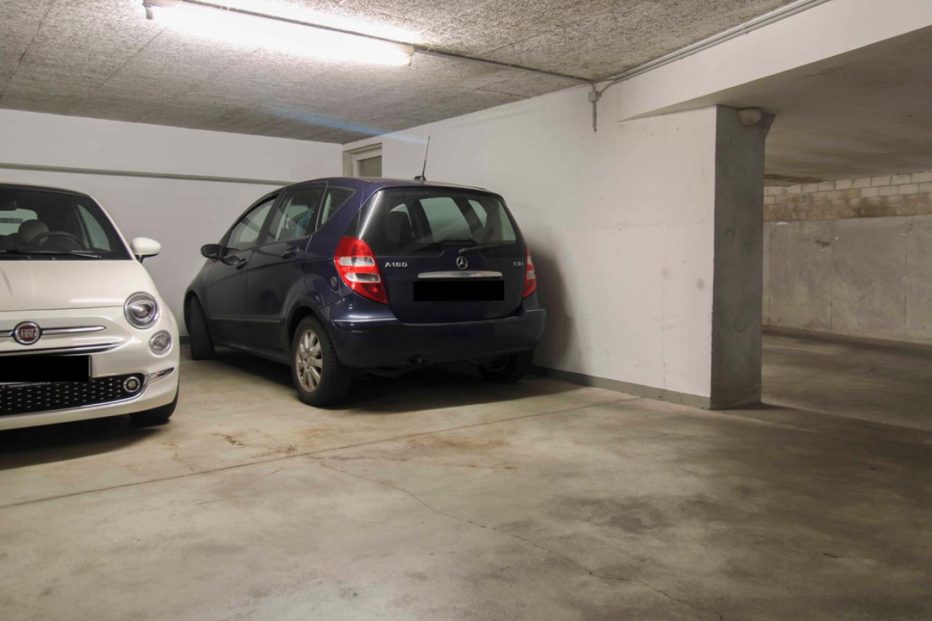 Tiefgaragenstellplatz