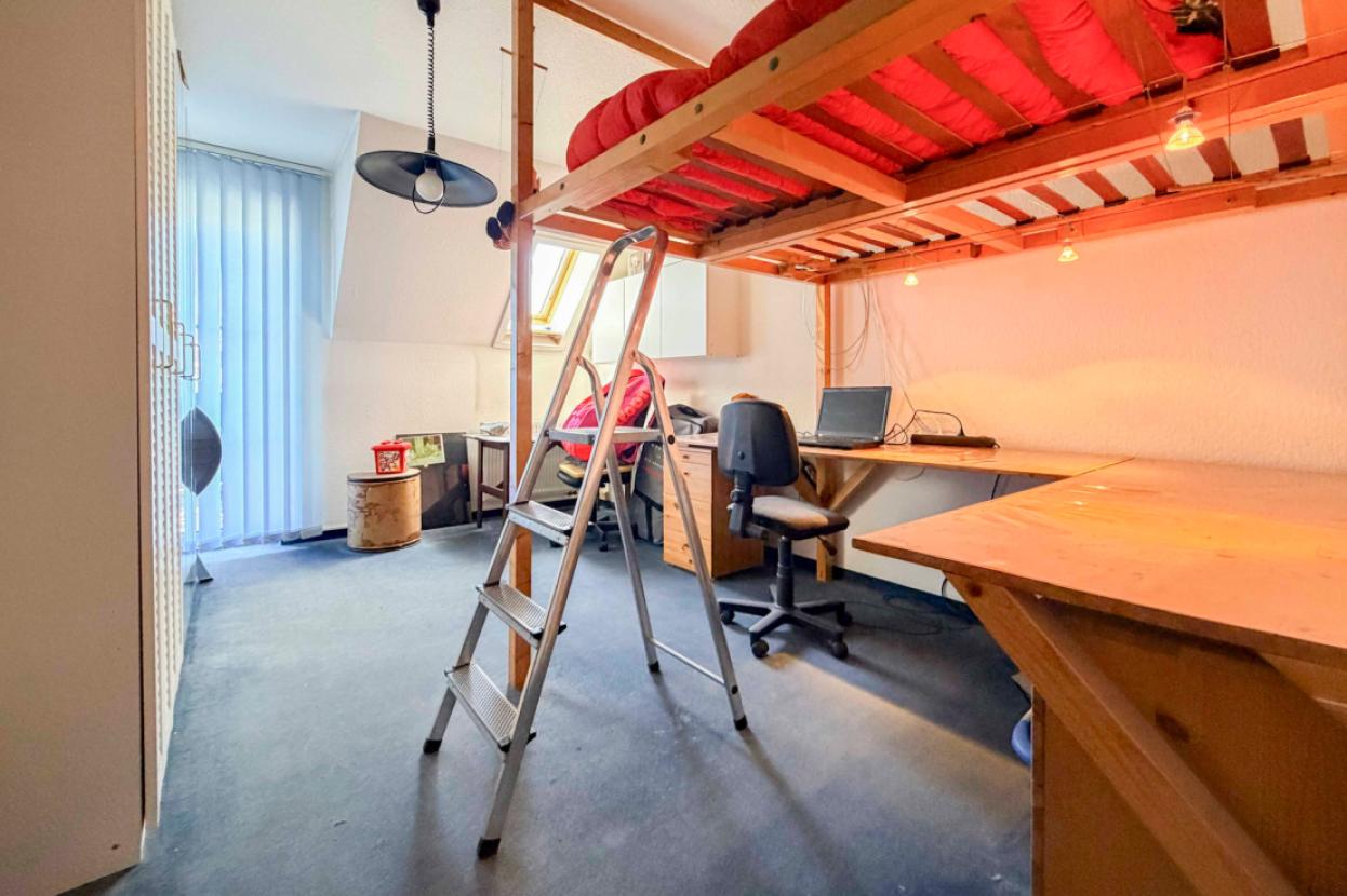 Schlafzimmer 01