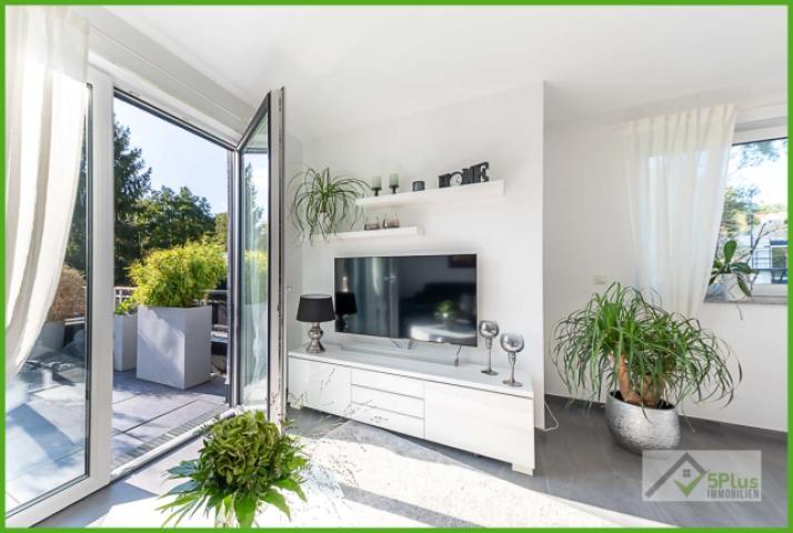 5Plus Immo Penthouse Langerwehe Wohn- Esszimmer