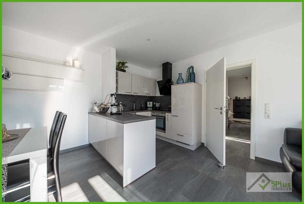 5Plus Immo Penthouse Langerwehe Wohn- Esszimmer