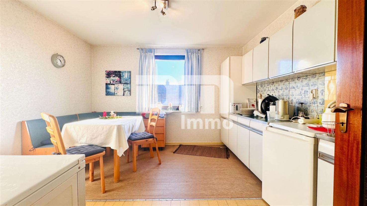 Bestand EG Küche / EBK / Holzofen